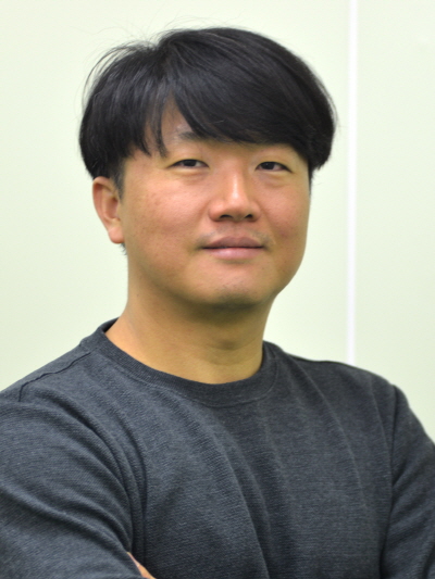 File:S-Y Jung.jpg